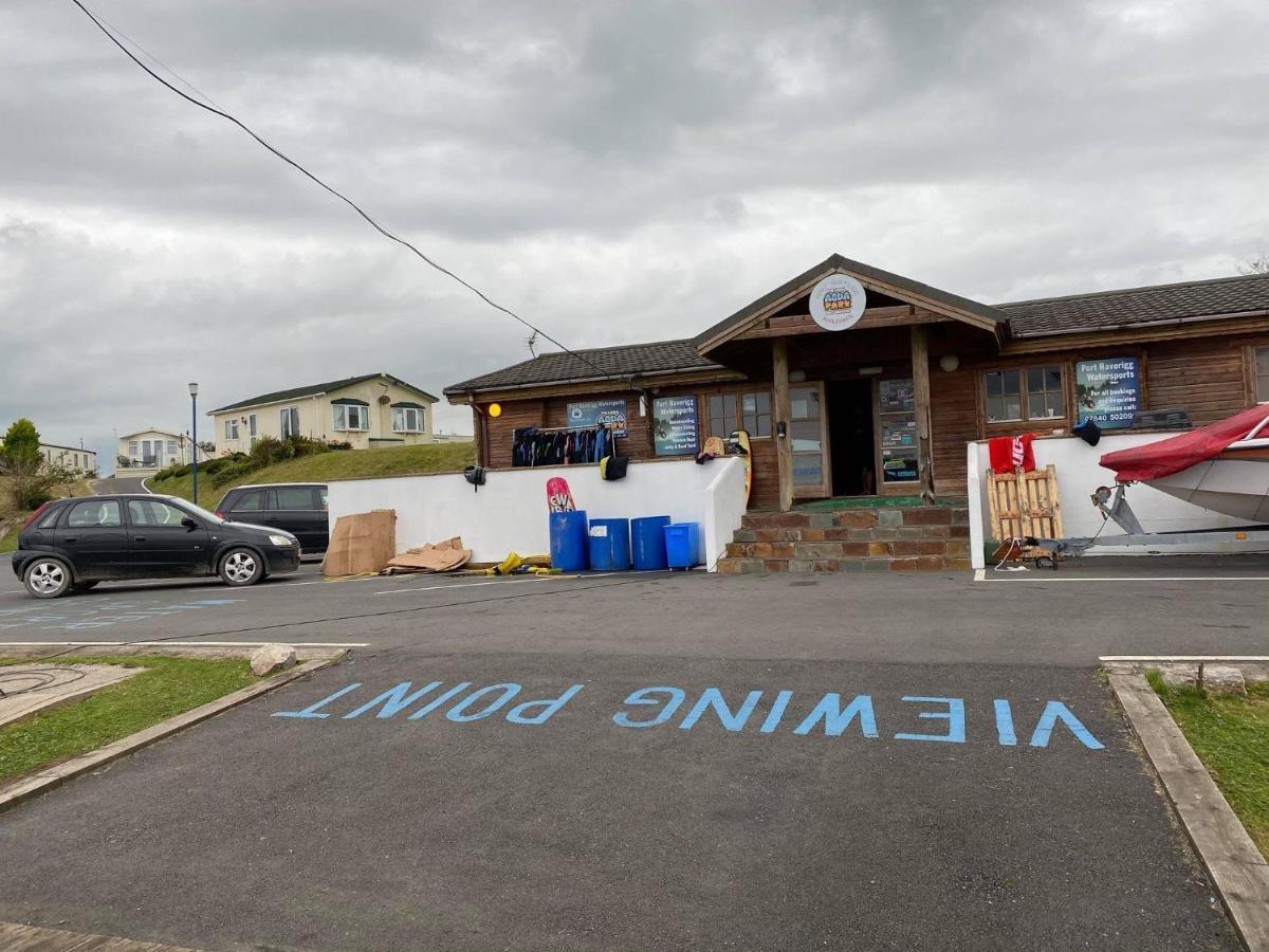 Holiday In Caravan Millom Exterior foto