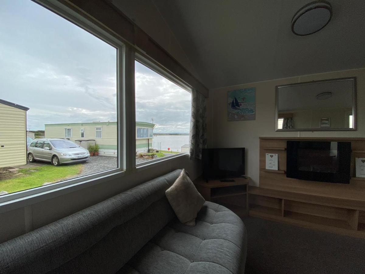 Holiday In Caravan Millom Exterior foto